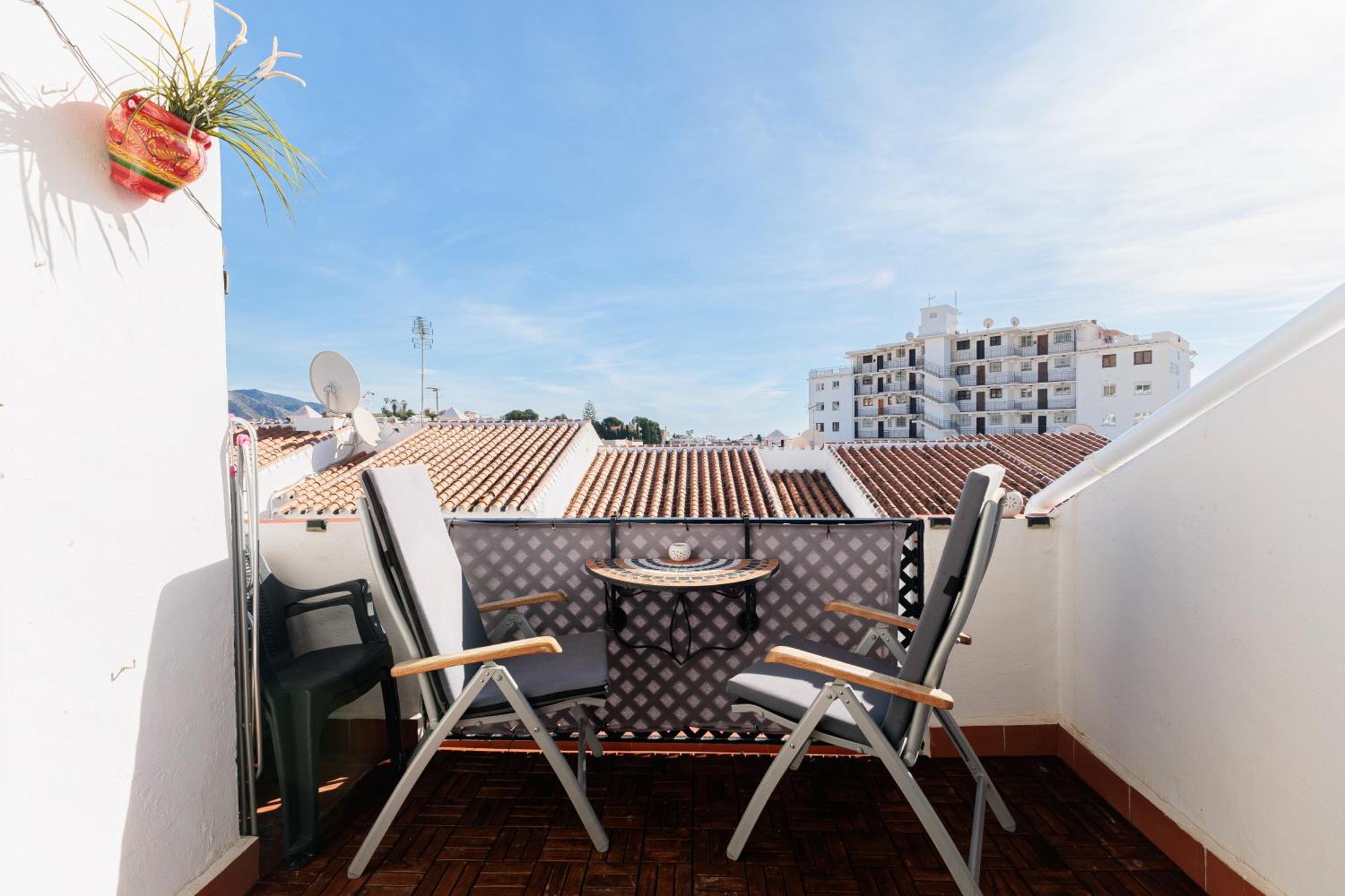 Cosy Apartment In Verano Azul Нерха Екстер'єр фото